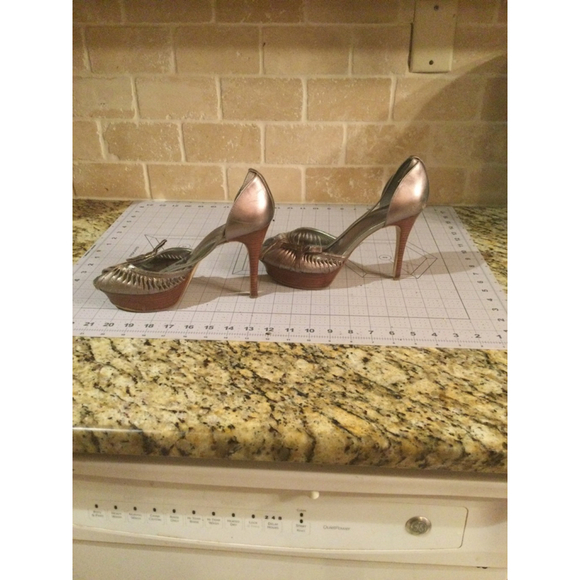 Women's Guess Heels Silver Size - 8.5 - Picture 1 of 5
